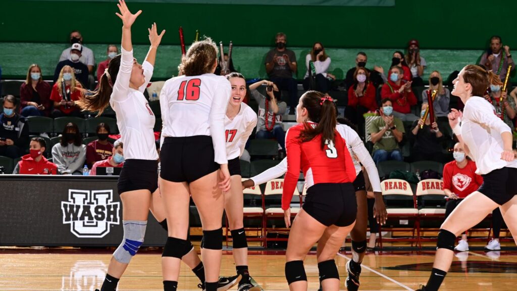 Lady Bear Volleyball Sweeps Opening Weekend
