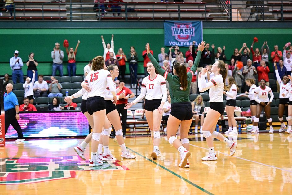 No. 7 Wash. U. Volleyball Wins Fourth Straight with 3-0 Sweep over Westminster