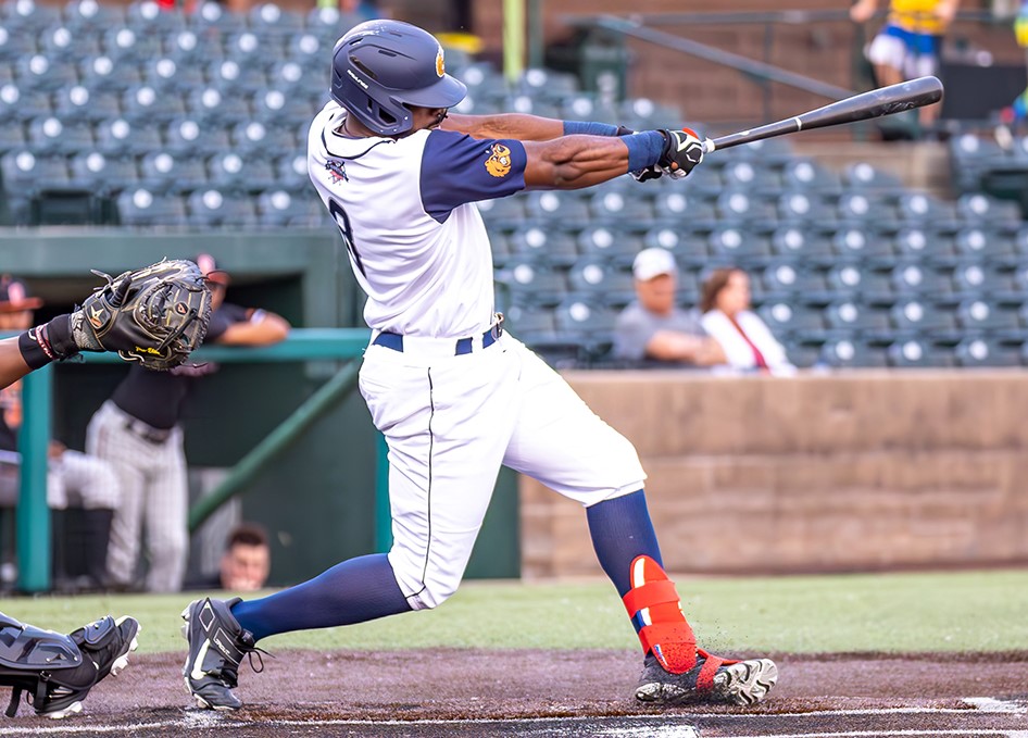 Grizzlies Pitch Past Florence, Take Bigger Lead In Frontier League West