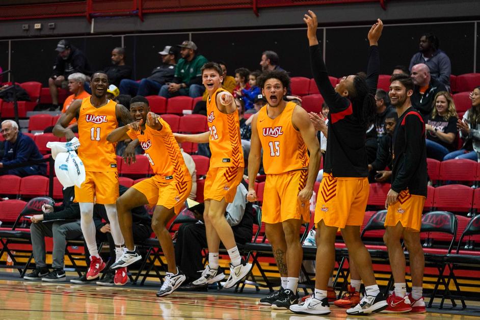 UMSL Hoops Picked To Finish Third in GLVC Preseason Poll