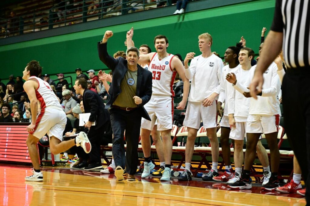WashU Men Move Up To No. 13 In National Top 25 Poll