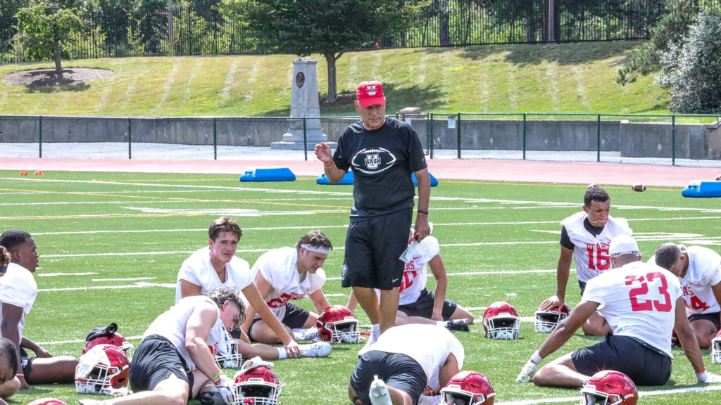 Larry Kindbom Announces Retirement From WashU Football Staff