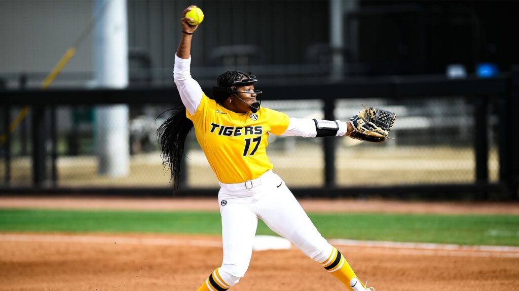 No. 14 Tigers Sweep Opening Day Of Tracy Beard Classic
