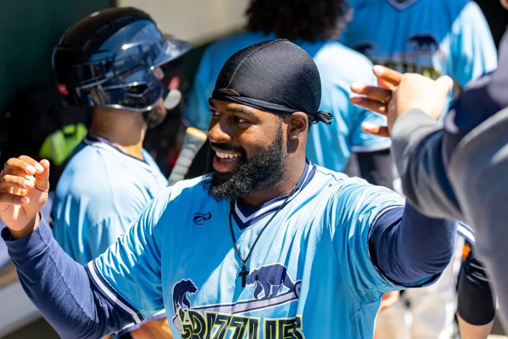 Grizzlies Complete Sweep At Windy City