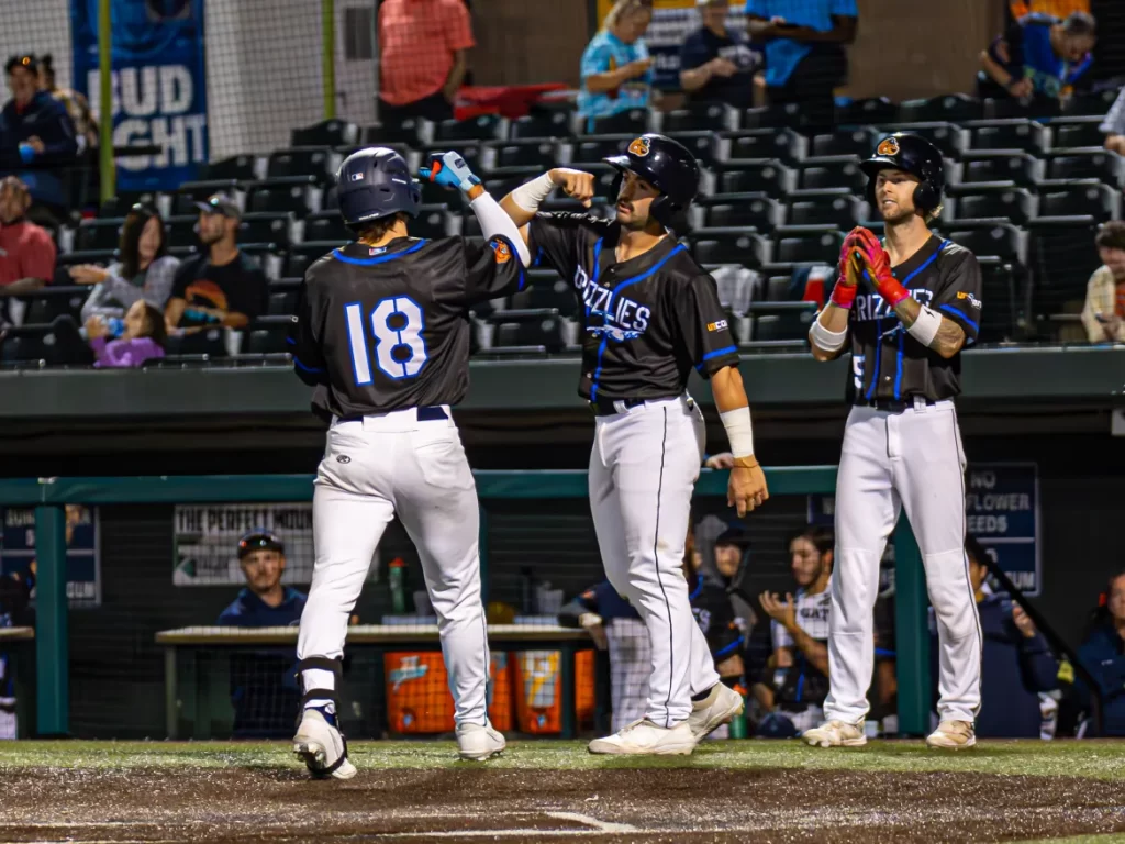 Grizzlies Take Two In Evansville, Clinch Home Field Advantage In Wild Card Game