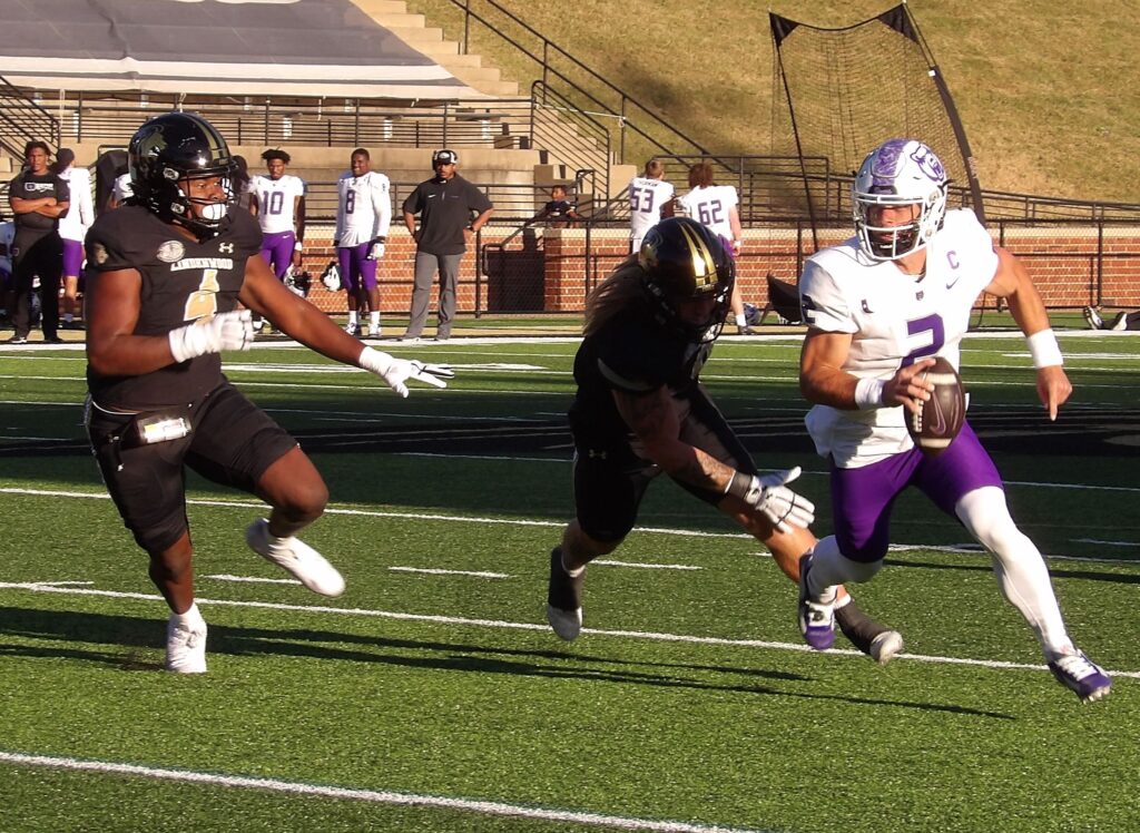 Lindenwood Overpowered In Loss To No. 9 Central Arkansas