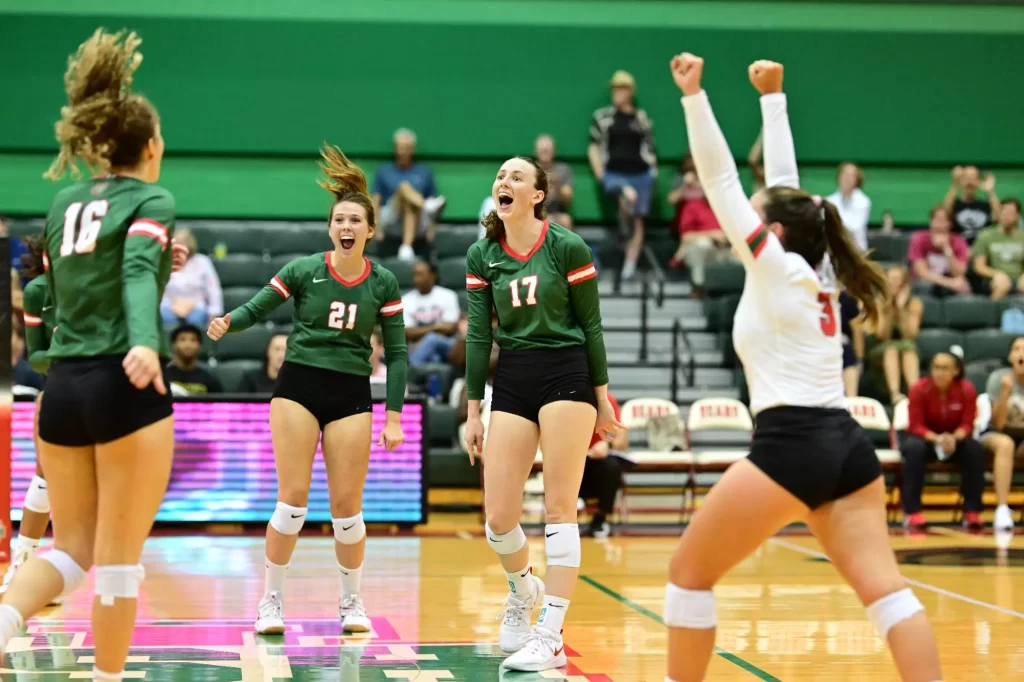 No. 10 Bears Win NCAA Tournament Opener Over Saint Benedict