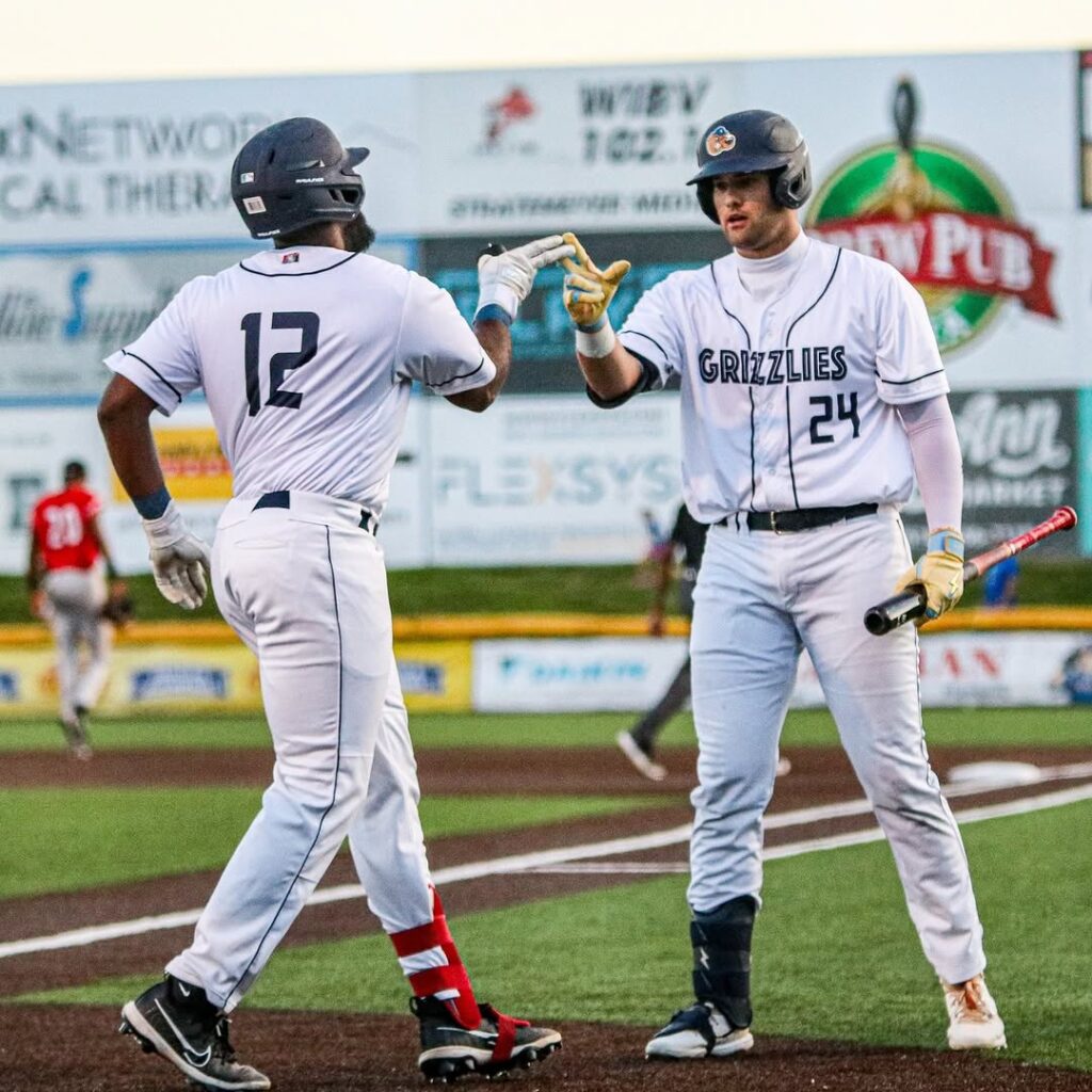 Grizzlies Rally Back Big To Take Home Opener Over Aigles