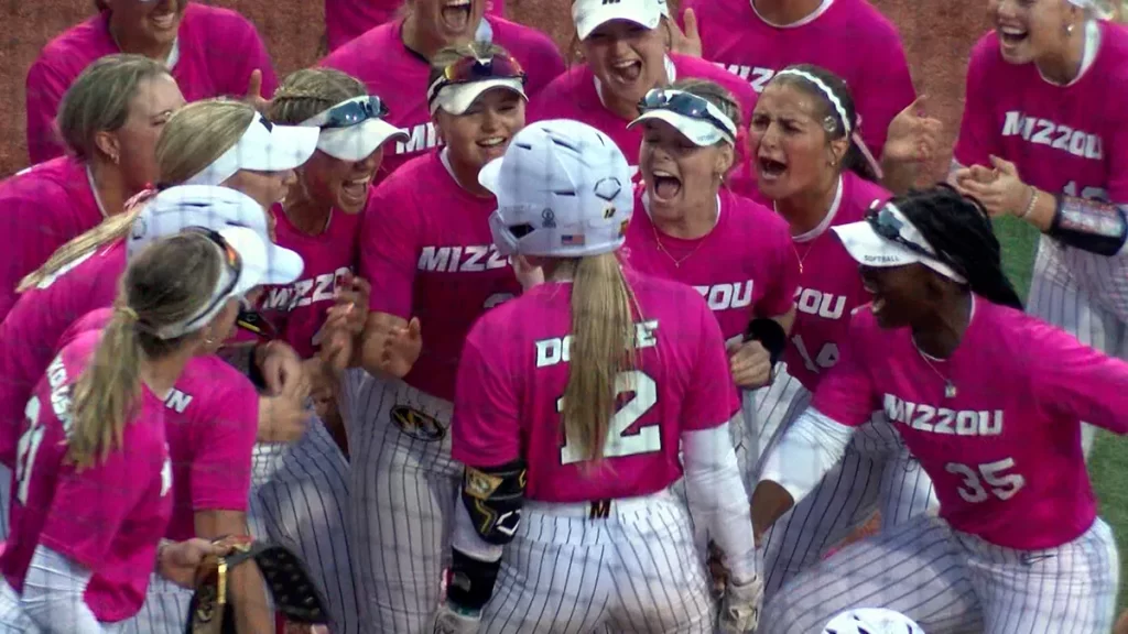 Back-To-Back Bombs Power Mizzou Past No. 24 Georgia In Softball Series Opener