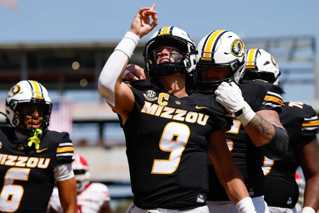 Mizzou Enjoys Week Off, Moves Up Again In Top 25 Football Poll