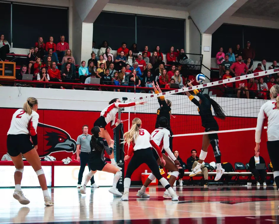 Tigers Hold On For Five-Set Win Over SEMO