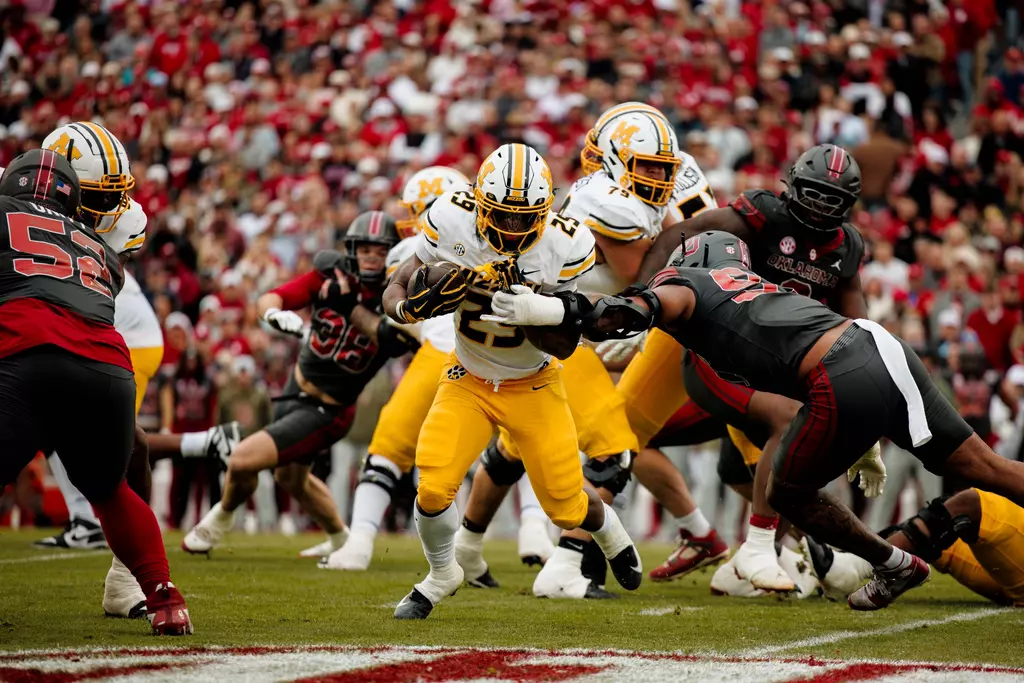 Mizzou Offense Sputters In Road Loss To No. 8 Oklahoma