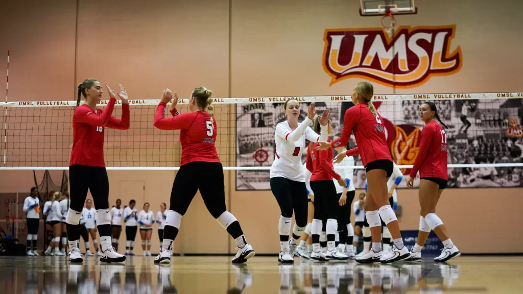 UMSL Win Streak Reaches 11 In A Row With Weekend Sweep Of Maryville, Missouri S&T