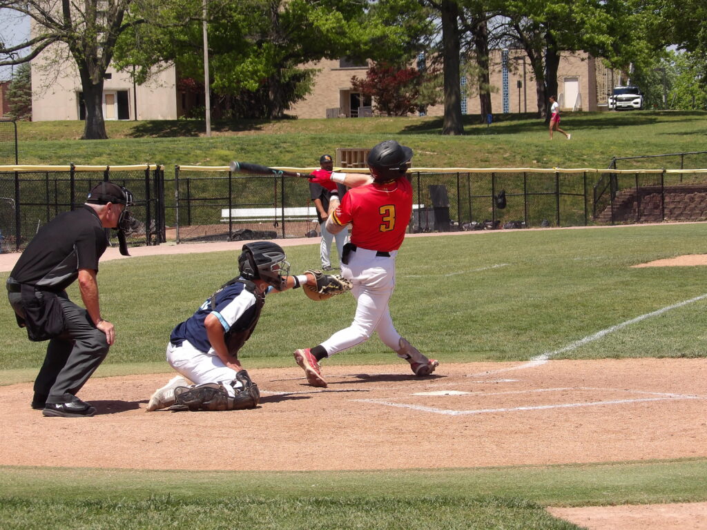 Tritons Complete Sweep Over Lincoln