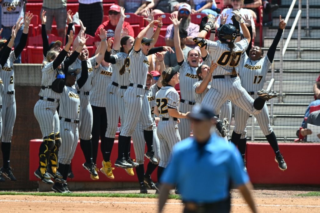 Forrester’s Blast Helps Mizzou Salvage Final Game At No. 6 Arkansas