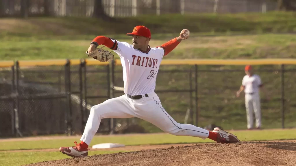 UMSL’s Cartwright Throws No-Hitter In Triton Win