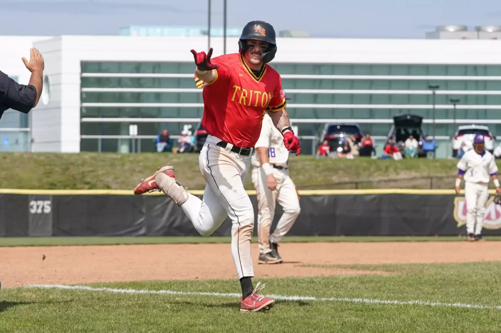 Bonczkowski Sets New HR Record In UMSL Win Over McKendree