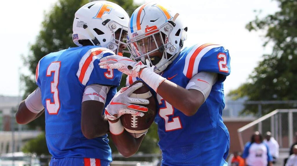 Flyers Ranked No. 2 In Illinois High School Football Rankings
